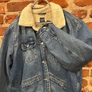 Vintage look Gap denim jean jacket sherpa lined